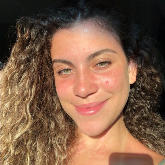 rebecca_faria